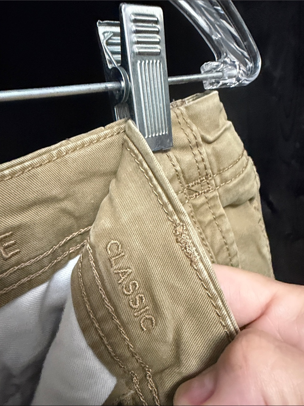 American Eagle Outfitters Men's Tan Cargo Shorts - Button Waist - Picture 5 of 6
